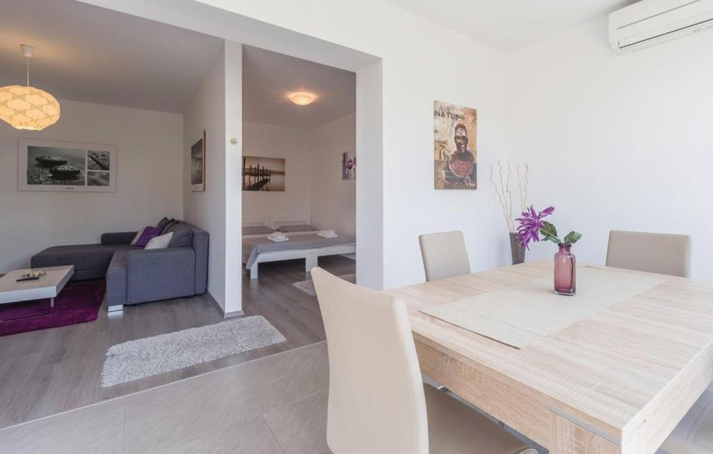 Ivni Apartmani Novigrad Istria 외부 사진